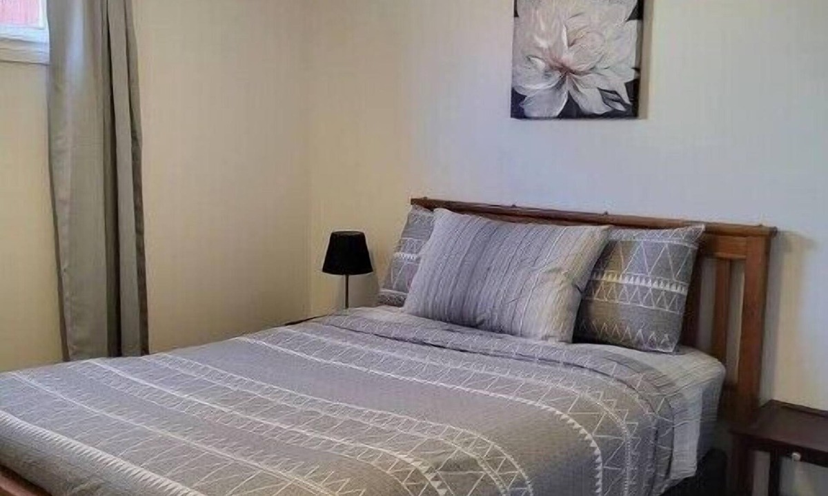 Cranbrook Apartment | 1 bdrm 716 23a ave n Unit D