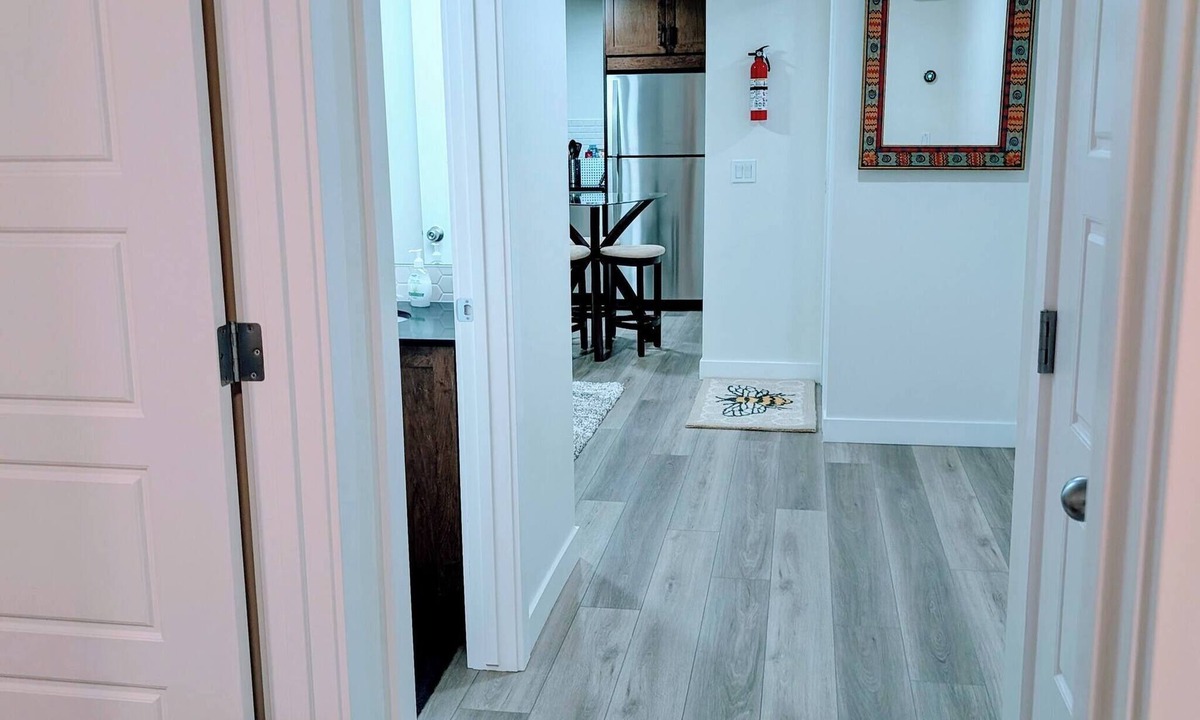 Southwest Calgary House | 2 Bedroom Guest Suite in SW