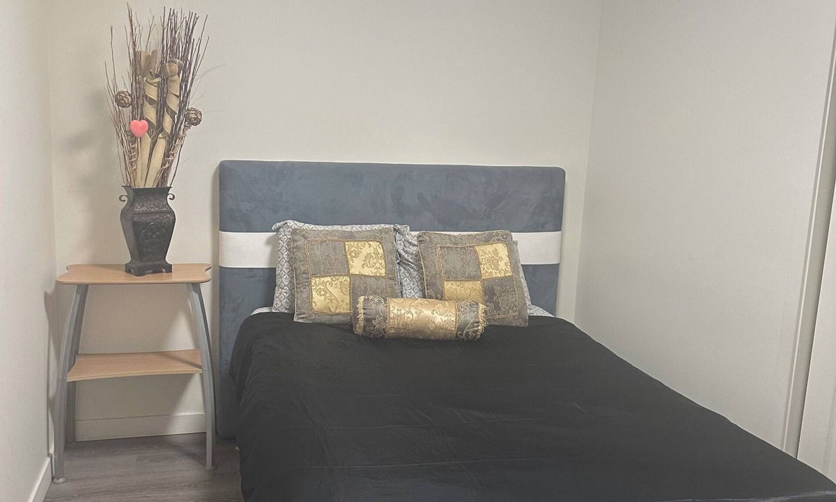 Black Mountain Bed & Breakfast | 2 bedroom separate beautiful suite…
