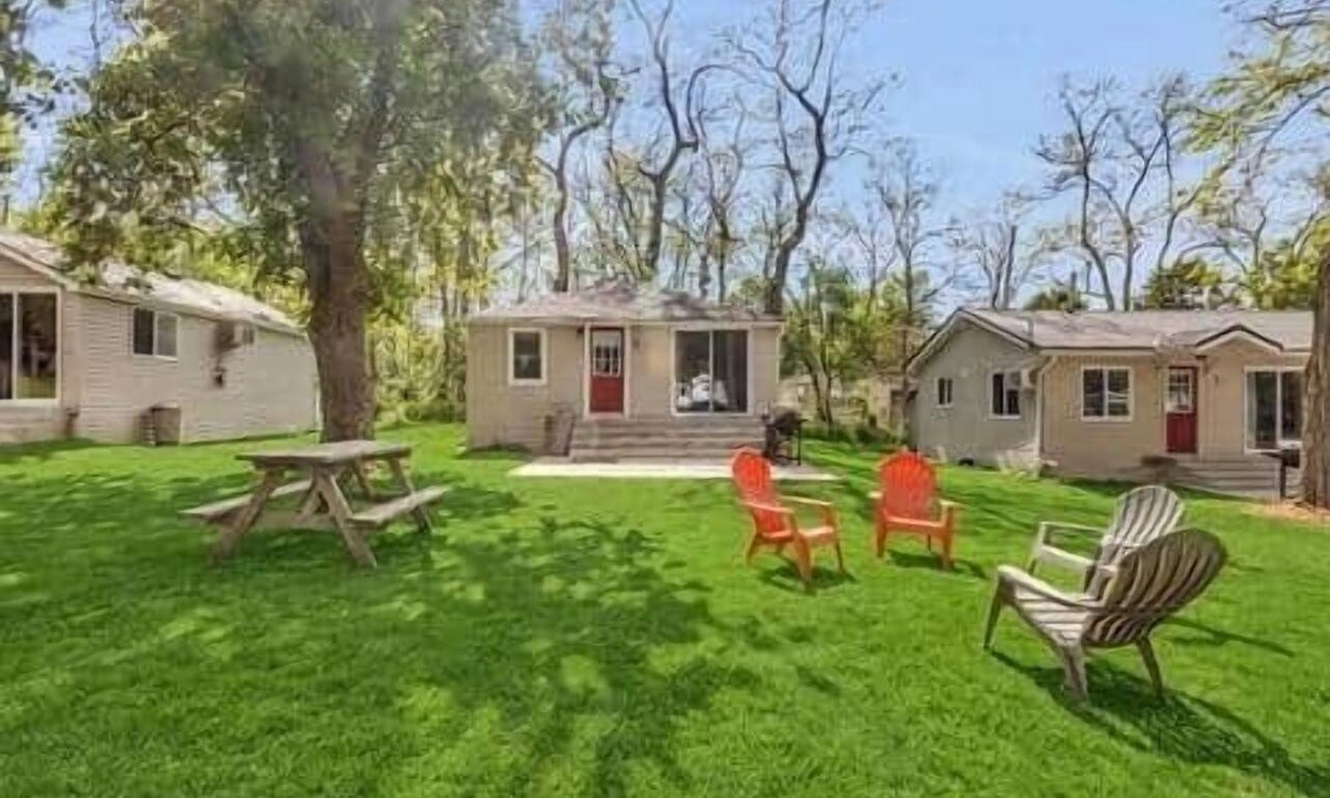 Hamilton Township House | #2 Cottage - Poland