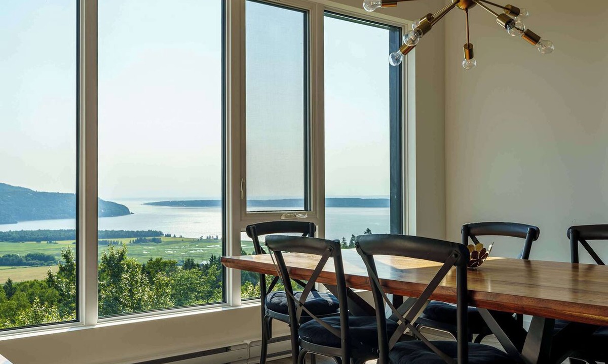Baie-St-Paul Apartment | 203 | Luxury Coffee Bean Condo | Pool & View