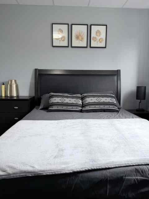 Regina Apartment | 2806 Regina
