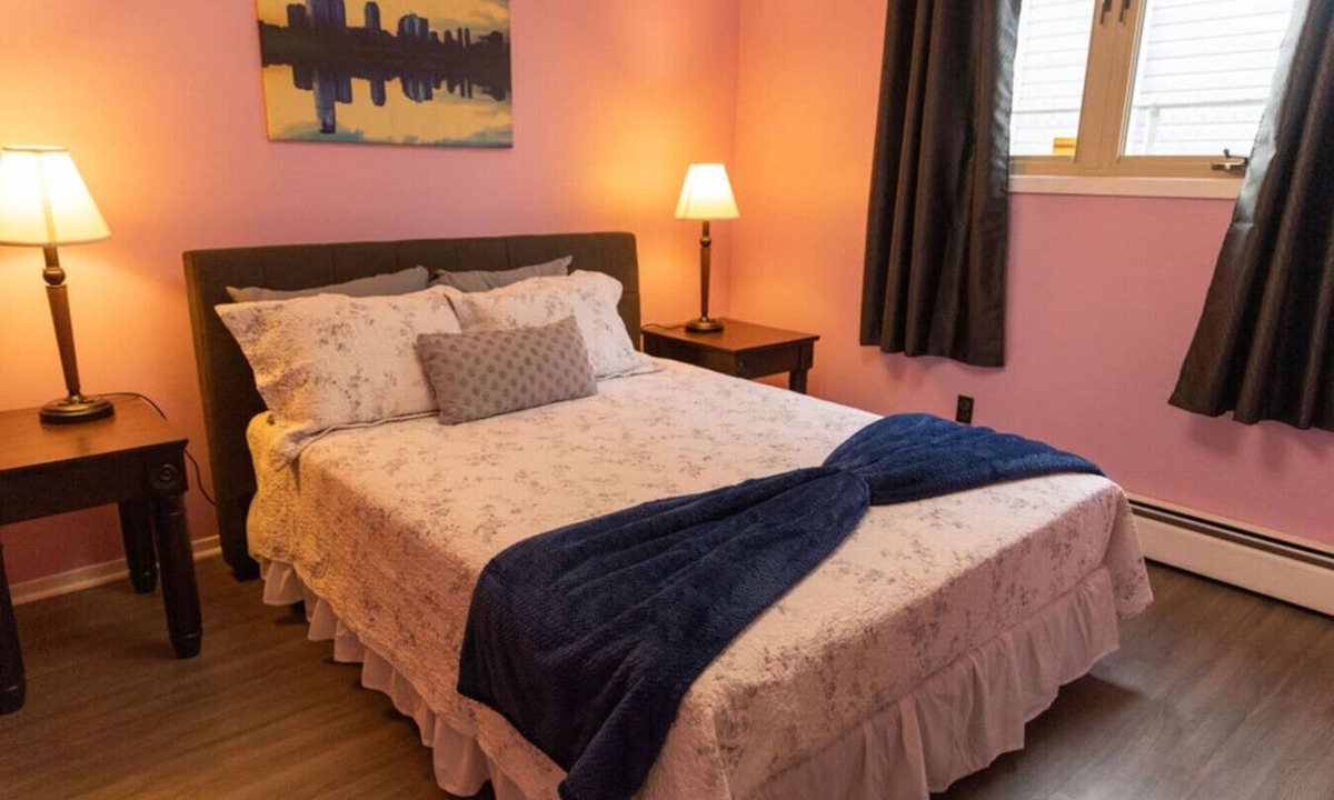 Moncton Apartment | 3 Bedroom Unit-Central Location
