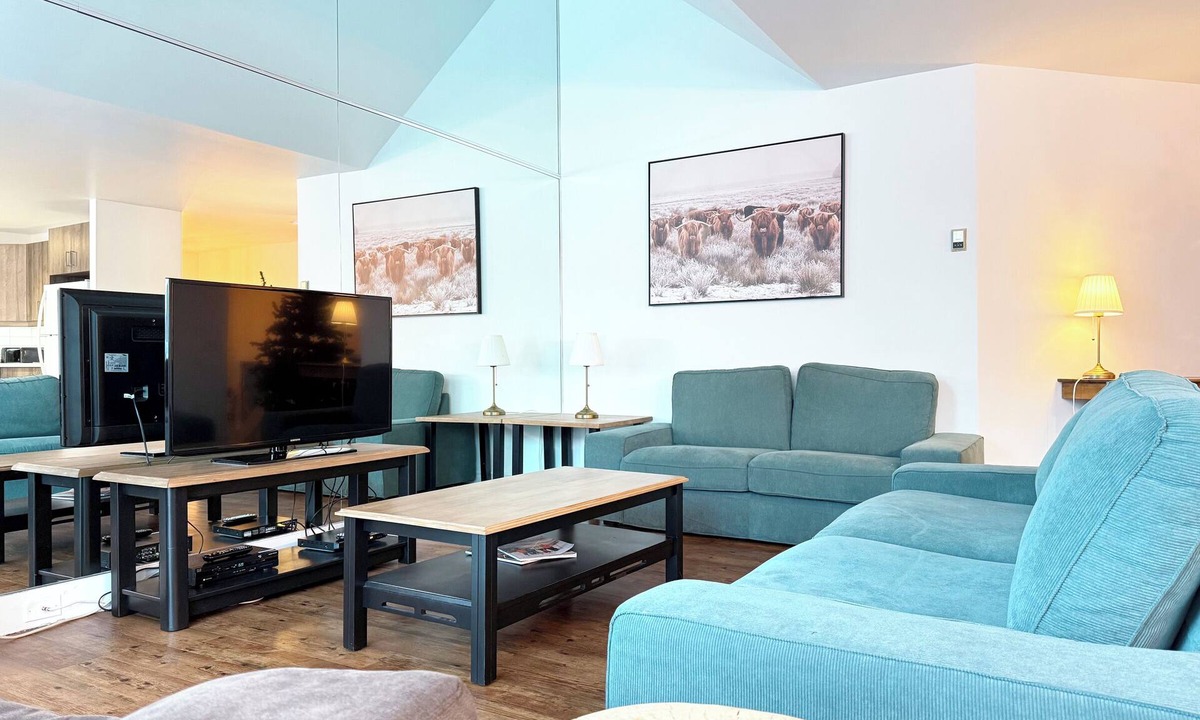 Saint Ferreol les Neiges Villa | 4 bedroom villa with Private Spa ! View on Mont-Sainte-Anne