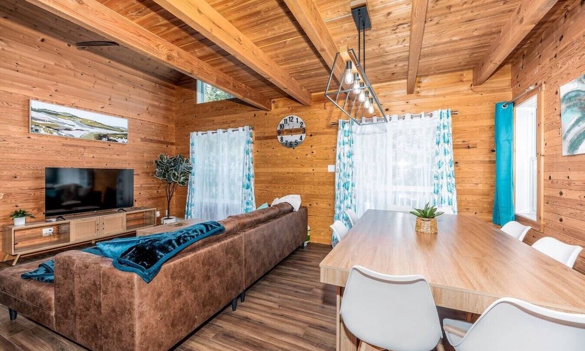 Shannon Ski Chalet | 41 Les Jumelles | Garden & BBQ | nature escape