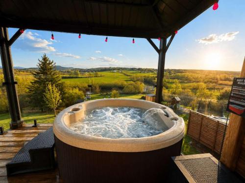 Saint-Leon-de-Standon Apartment | 564 C - Le Refuge Spa Riviere & Billard