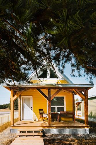 Nordegg House | Abraham - Peaceful cabin in historic Nordegg