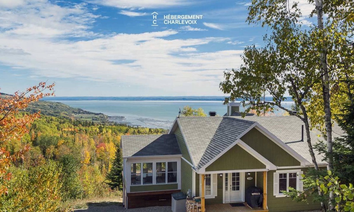 Saint-Joseph-de-la-Rive House | Amazing view of the St-Lawrence River