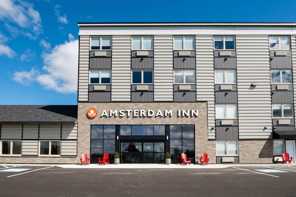 Grand Falls Hotel | Amsterdam Inn & Suites, an Ascend Collection Hotel
