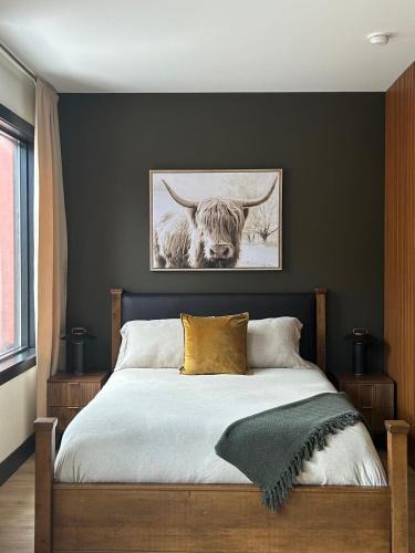 Moncton Bed & Breakfast | Antler's Executive Suite- Moncton Downtown