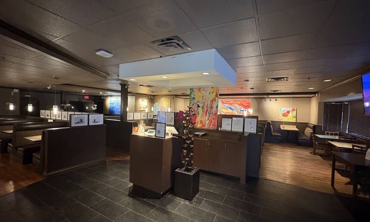 Maple Ridge Hotel | art infiniti hotel