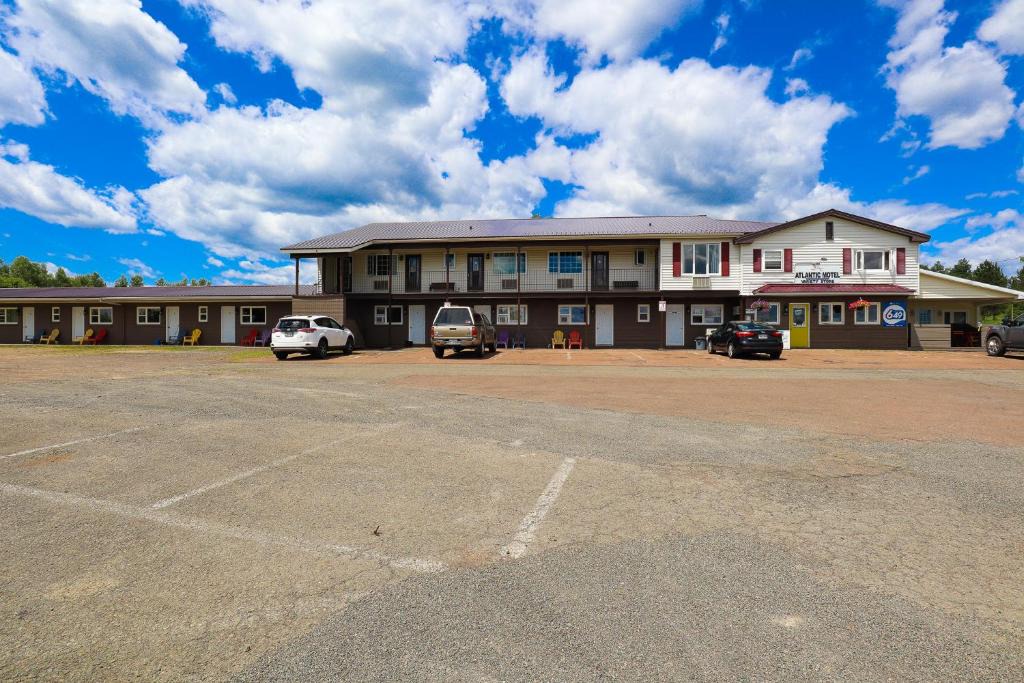Berry Mills Hotel | Atlantic Motel