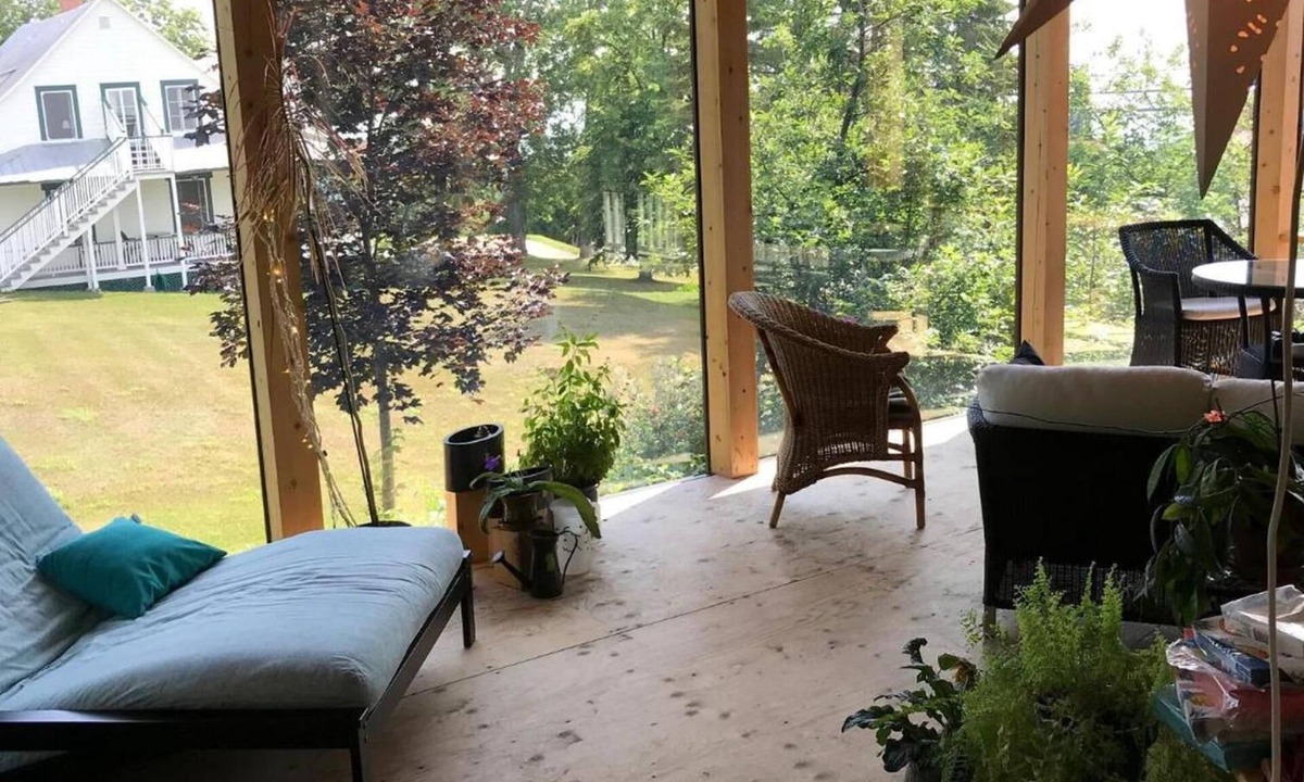 Cap-a-l'Aigle Bed & Breakfast | Auberge A La Chouenne