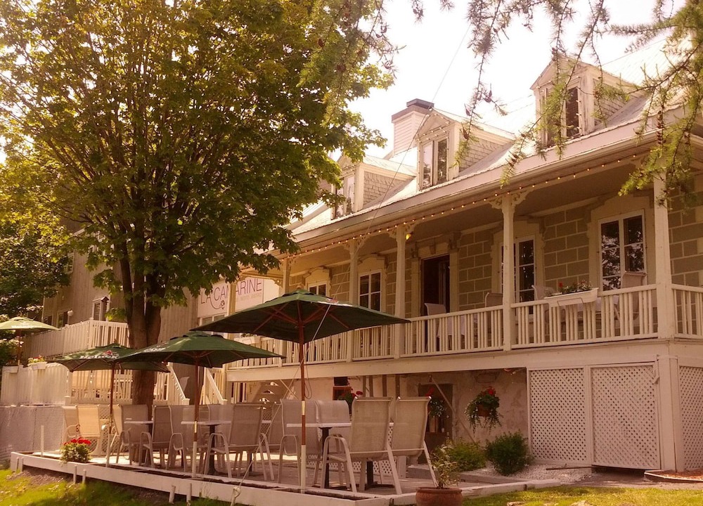 Beaupre Hotel | Auberge La Camarine