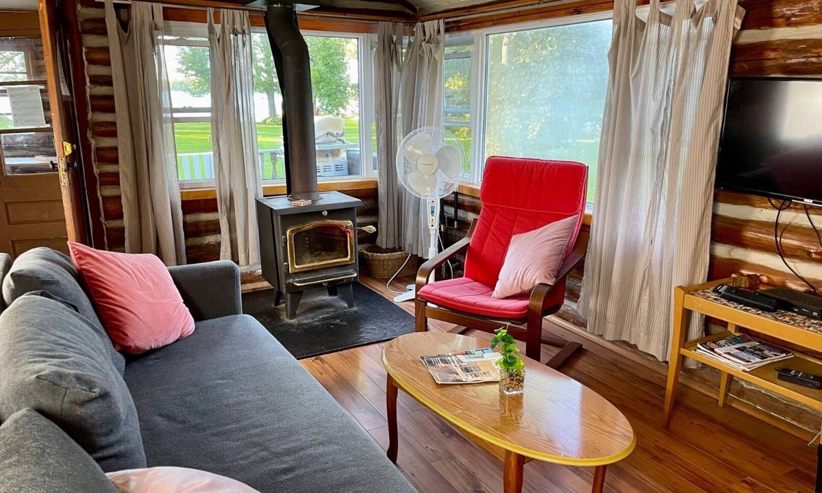 Rosedale Cottage | Balsam Lake Villa Cottages: 2-Bedroom Cottage #6
