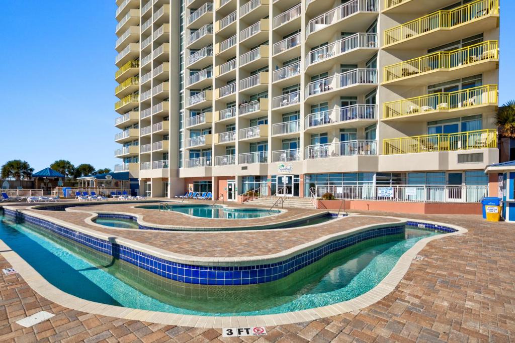 Crescent Beach Hotel | Bay Watch 0803