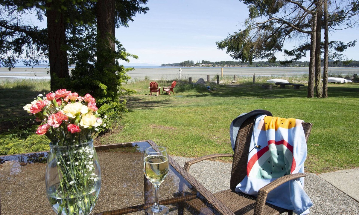 Regional District of Nanaimo Resort | Beach Acres Resort