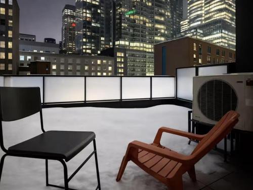 Shaughnessy Village Apartment | Beautiful 2br appartment in downtown Montreal with free underground parking