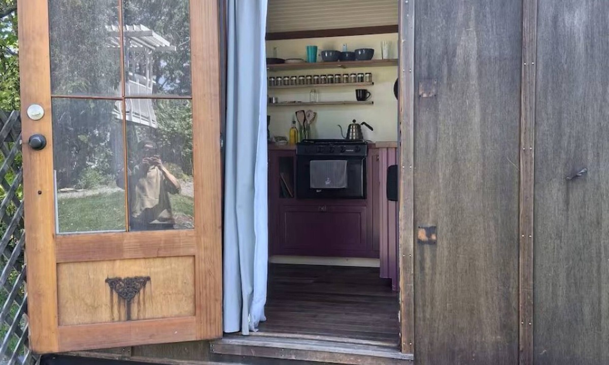 Addison House | Beautiful custom tiny home 20 min from Middlebury!
