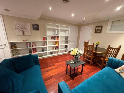 Laval House | Beautiful house 4 bedroom 2 Bathroom, Free Parking