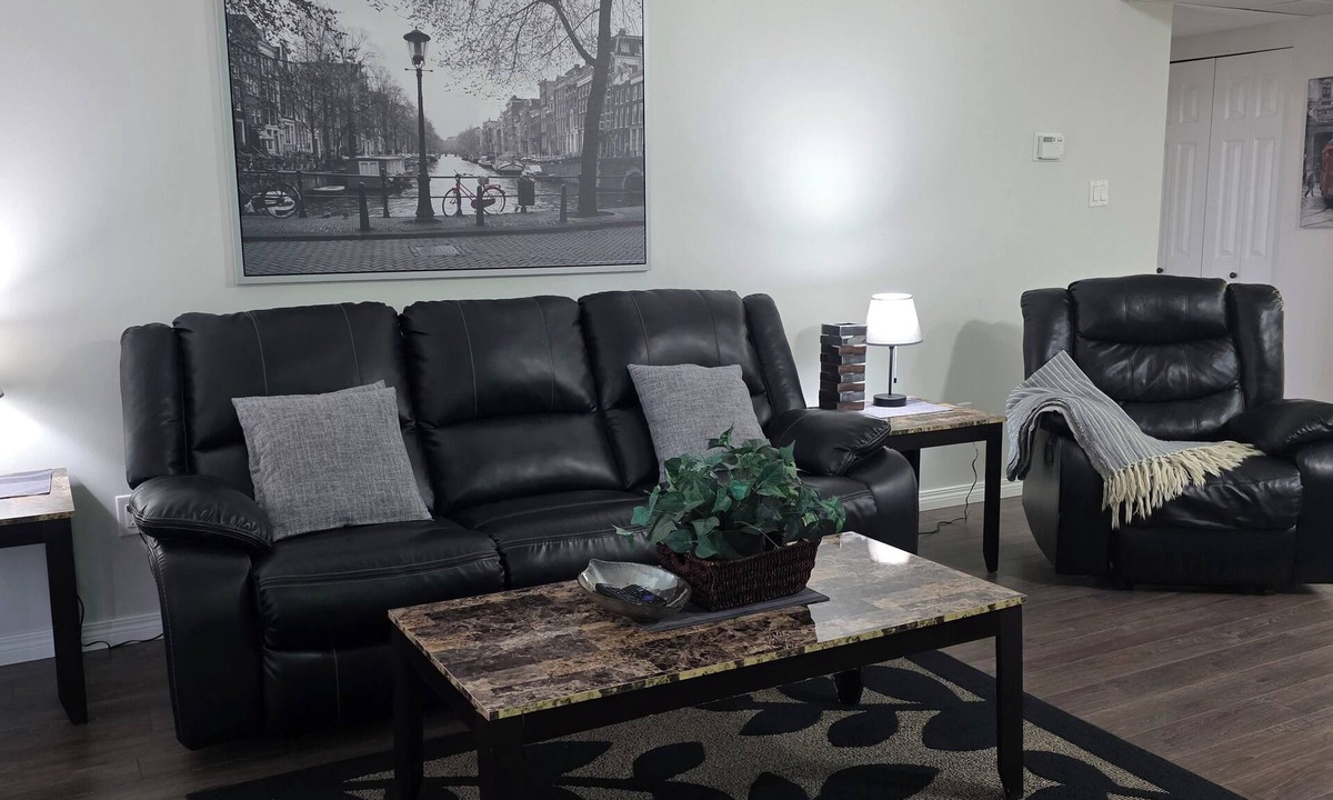 Red Deer Condo | Beautiful One Bedroom Condo at Checkmate Hill Condominiums