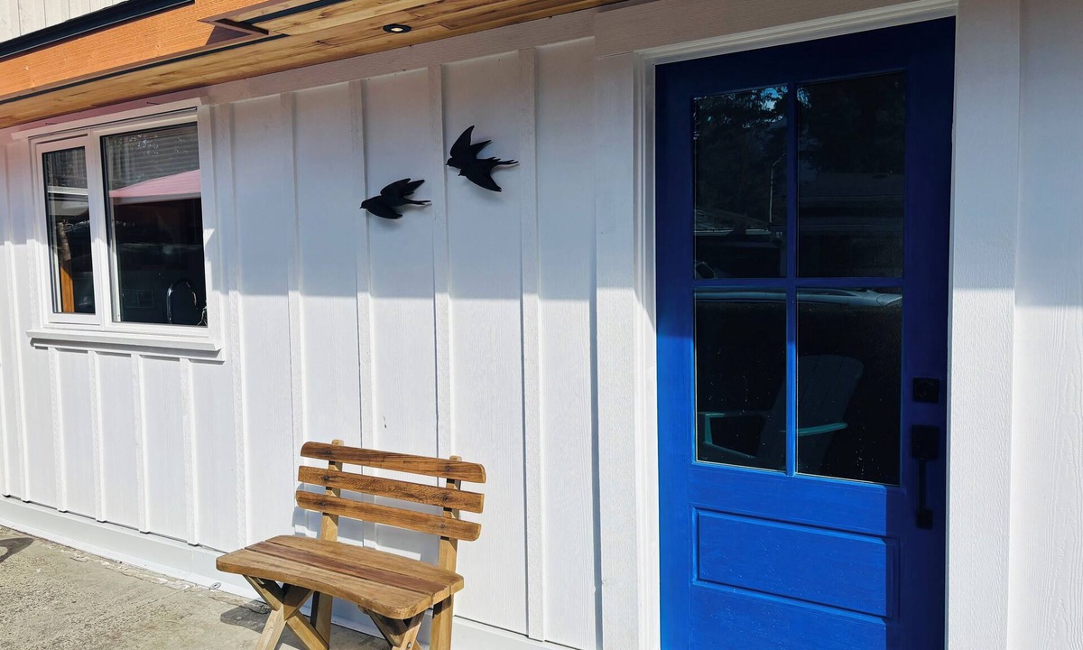 Cultus Lake House | Beautifully updated cottage steps from the lake.