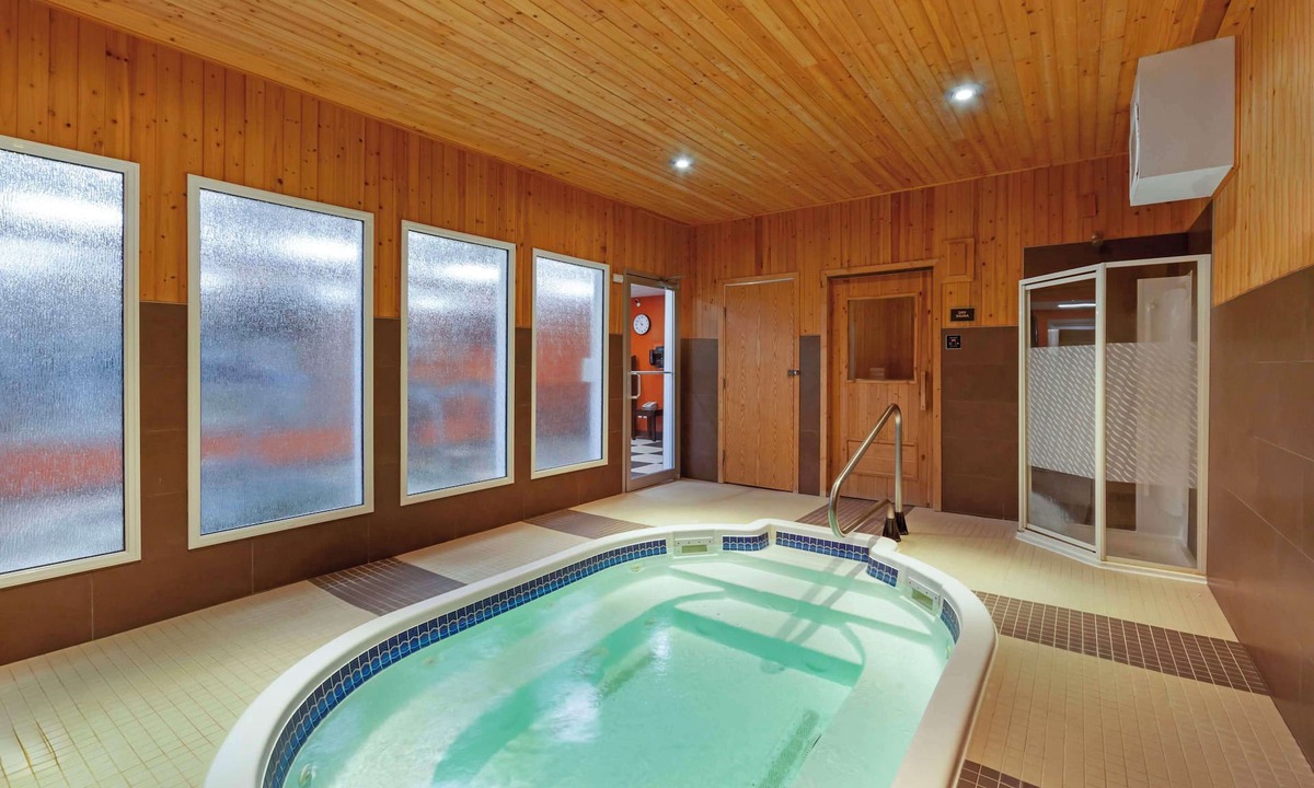 Peace River Hotel | Best Western Plus Peace River Hotel & Suites