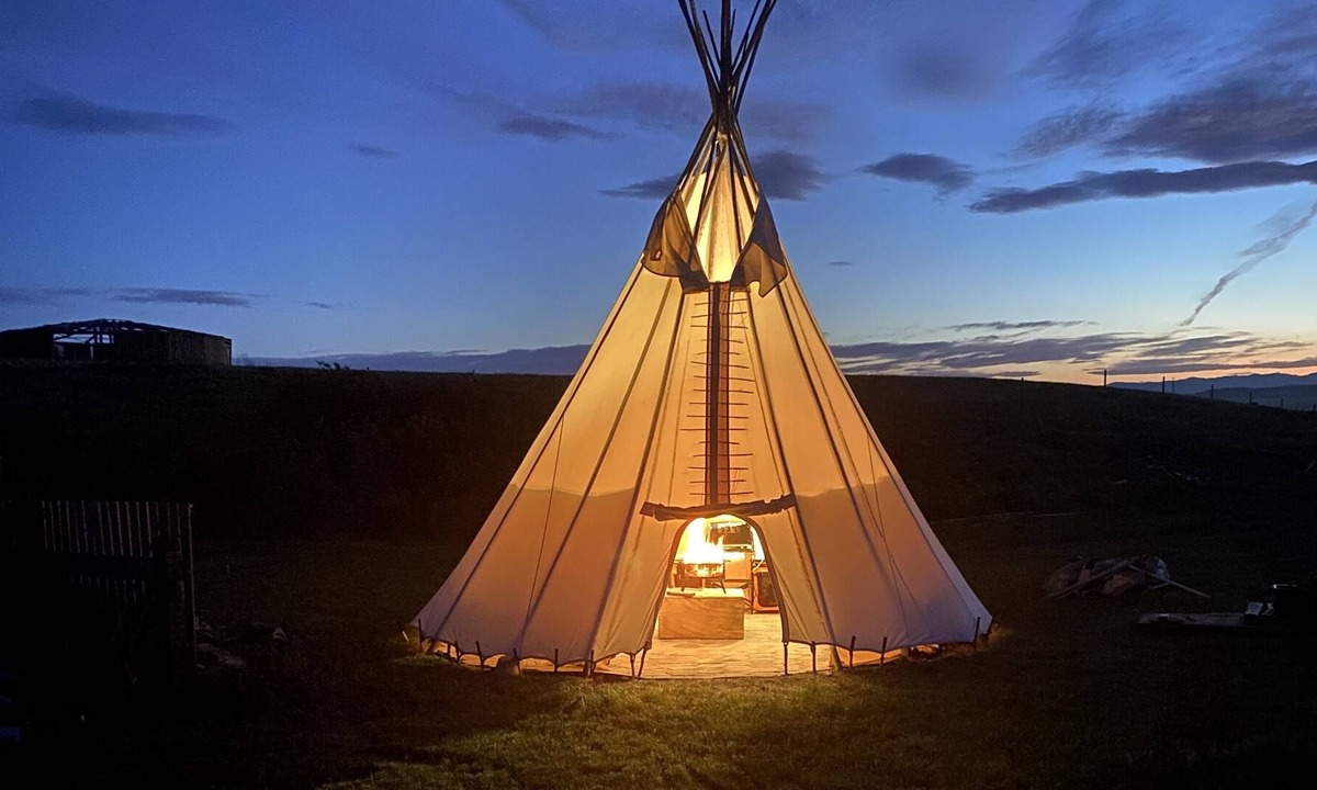 Division No. 3 House | Blackfoot Tipi Lodging under the Prairie Sky.