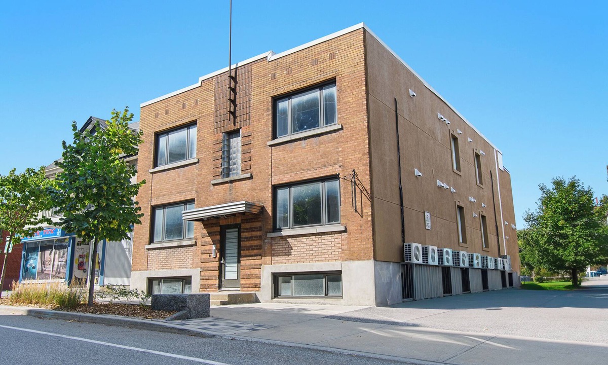 Hull Apartment | brand new downtown unit#7