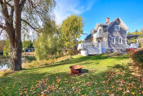 Mont-Tremblant House | Centenary Lakefront 5 Bedroom Home with Hot Tub