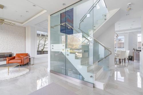 Killarney House | Centrally Located Luxury Home with Views and Cinema