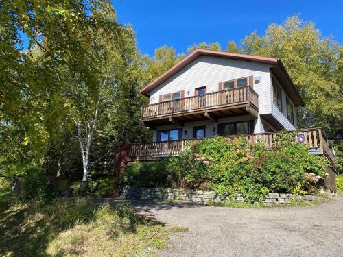 Petite-Riviere-Saint-Francois Ski Chalet | Chalet «L'Autrichien» de Charlevoix