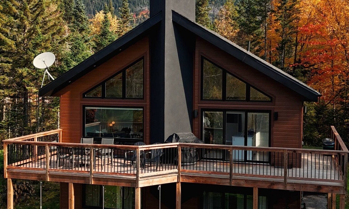 Saint-Raymond Ski Chalet | Chalet at the gateway to the Bras-du-Nord Valley in Saint-Raymond -4 rooms