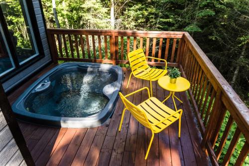 Pont-Rouge Ski Chalet | Chalet Victoria - Private Spa & Nature