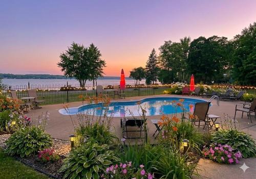 Saint-Jean-de-l'lle-d'Orleans Ski Chalet | Chalets Plage St-Jean 2