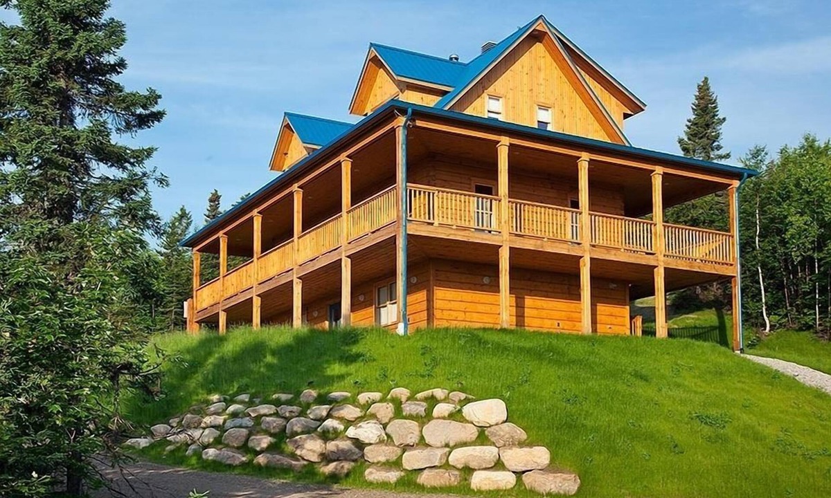 Baie-St-Paul Ski Chalet | Charlevoix Four Season Paradise on top of the world!