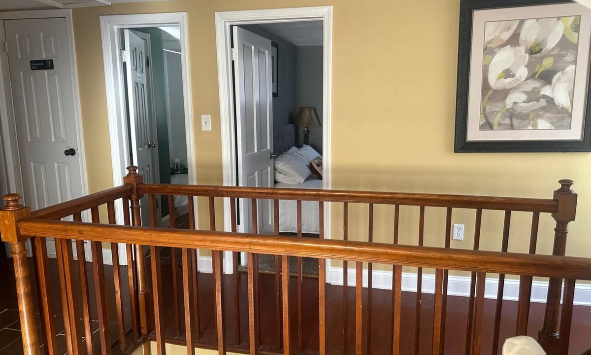 Seat Pleasant Bed & Breakfast | Charming 2-bedroom in serene Capitol Heights near Washington DC