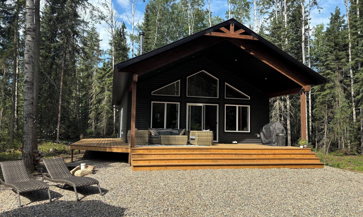 Candle Lake House | Charming 2-bedroom cottage in Candle Lake