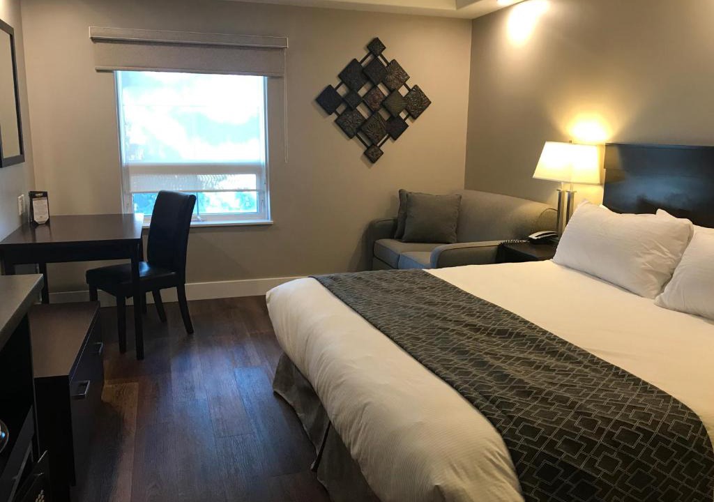 North Central Edmonton Hotel | Chateau Louis Hotel & Conference Centre