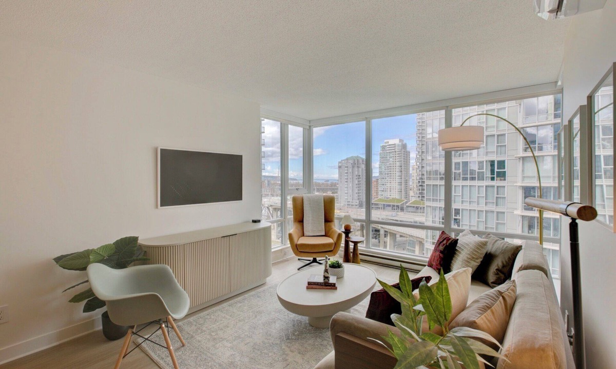 Yaletown House | Chic 1 bedroom suite