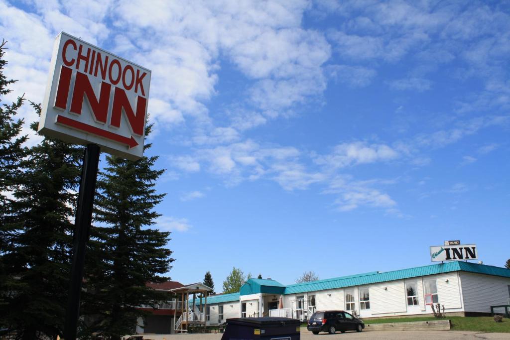 Rocky Mountain House Hotel | CHINOOK INN