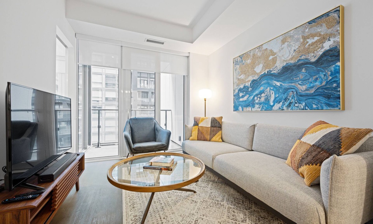 Old Town Apartment | City Haven - King & Queen Suites