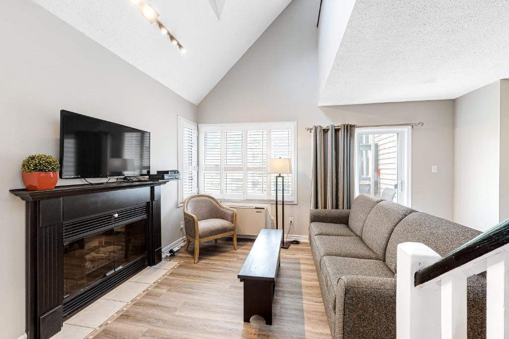 Craigleith Hotel | Condo 916 at North Creek Resort