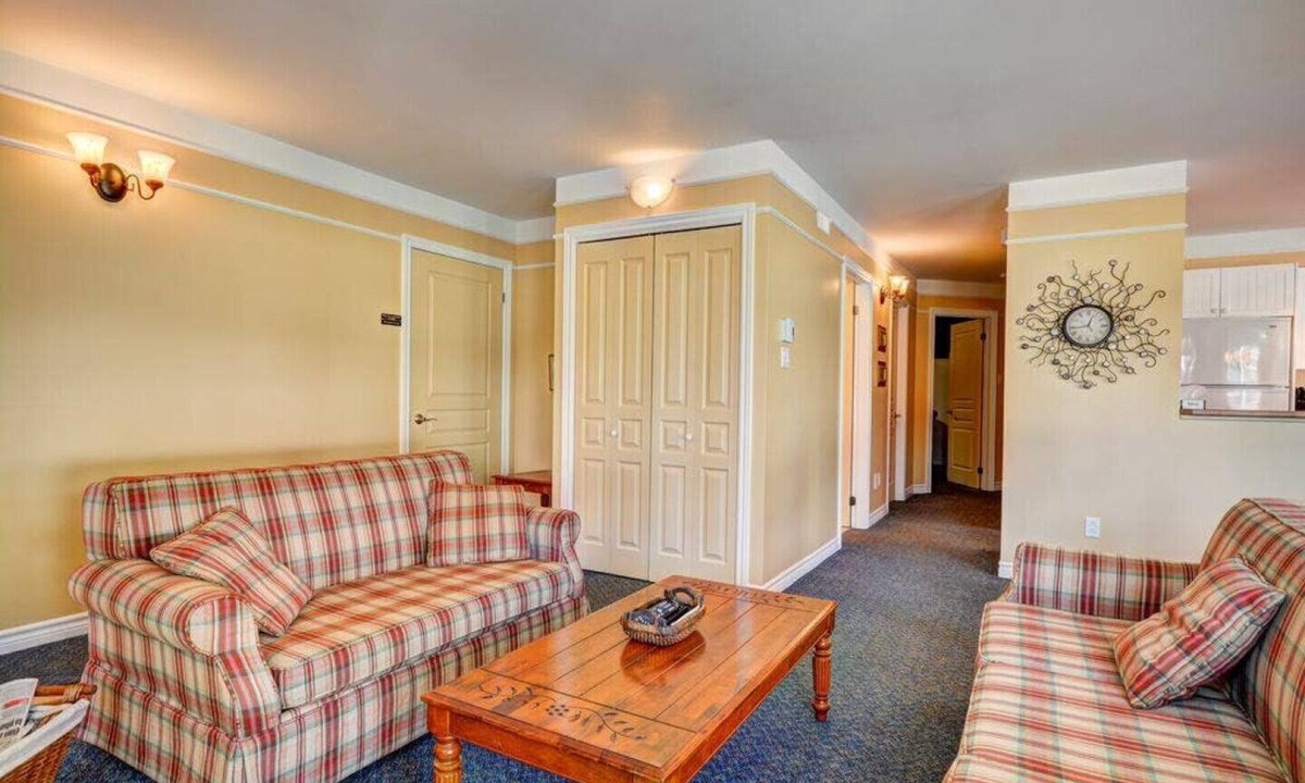 Saint Donat House | Condo Lac Archambault 326