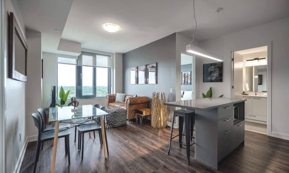 Mississauga Apartment | Corporate Stays | Brightstone 2 Bedroom
