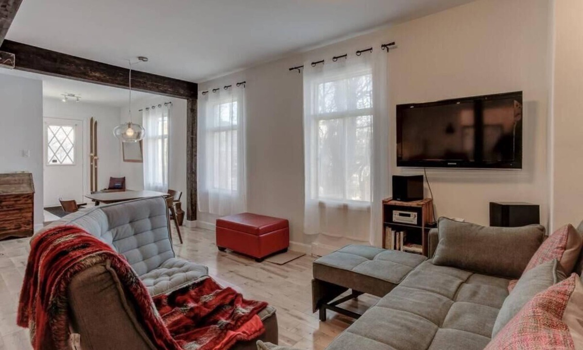Vieux-Limoilou Apartment | COSY & FUNCTIONAL APARTMENT - NEAR OLD QUÉBEC
