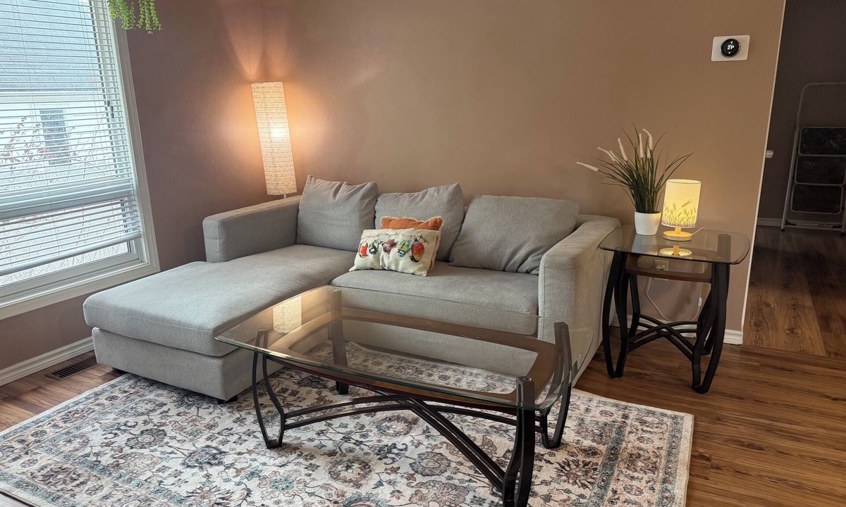 Chatham-Kent Cottage | Cottage Style Single Level 2 bed Cozy House for nature lovers