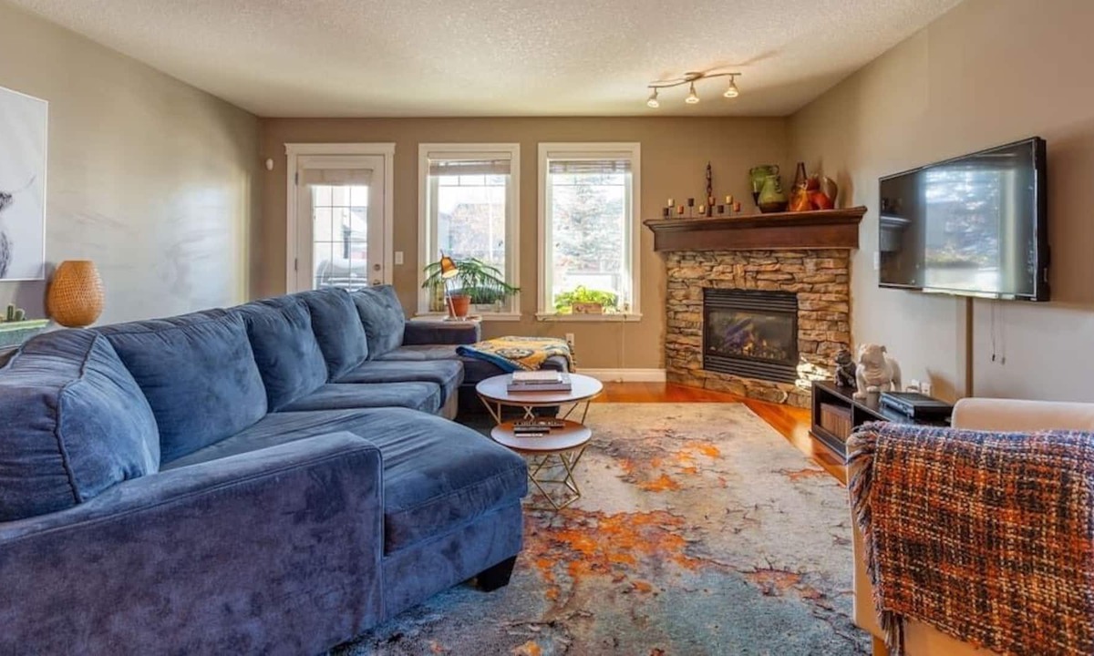 Killarney Condo | Cozy 2BR | Banff | Fireplace | Patio