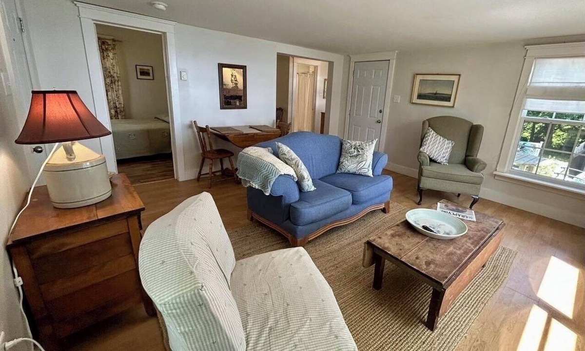 Kingsport Cottage | Cozy and quiet retreat in the Annapolis Valley - direct access to beach & water