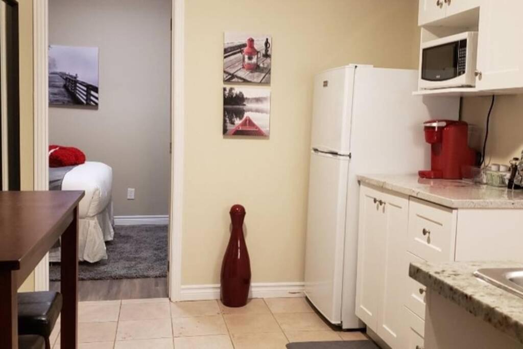 Downtown Gatineau Apartment | Cozy Sweet #19. By Amazing Property Rentals